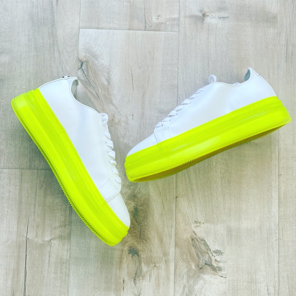 Steve Madden Neo Platform Sneaker